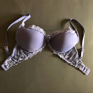 EUC Natori Feathers 32DD Gray Slate Blue Underwire